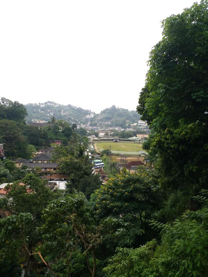 Kandy Dilruk Homestay Exteriér fotografie